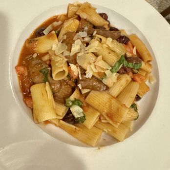 Del Sur Artisan Eats - Penne Pasta with Sausage and Olives - Steakhouses Near Me - Saint Simons Island, Georgia