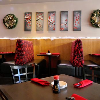 Pl8 - Interior - Asian Fusion Near Me - Barrington, Illinois