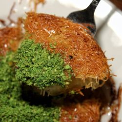 Anatolia Buffet & Kebab House - Kunefe