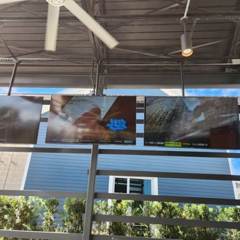 Blu Oyster - Big screen TVs - Seafood Near Me - Johns Island, South Carolina Blu Oyster - Big screen TVs - Seafood Near Me - Johns Island, South Carolina