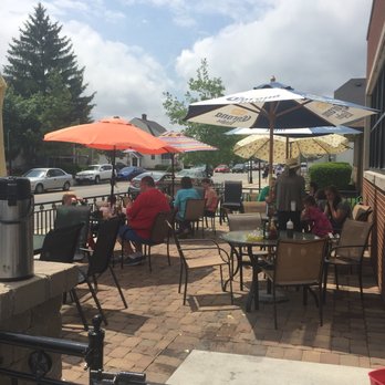 Starliner Diner - Decent sized patio - Cuban Near Me - Hilliard, Ohio