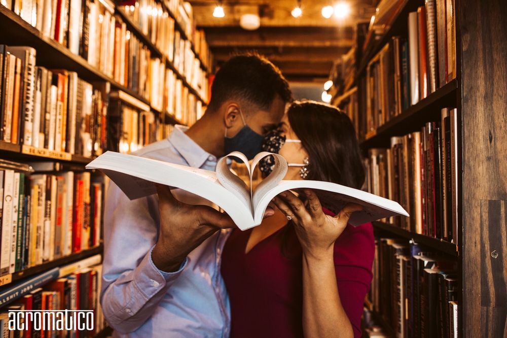 BINNACLE BOOKS Updated October 2024 24 Photos & 18 Reviews 321