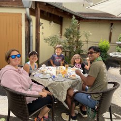 Cafe Bold - Making new memories at a place that has a special place