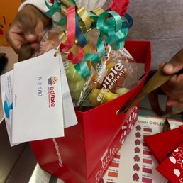 Nice little edible arrangement with a good presentation thanks to Sierra!