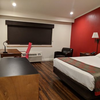 Ramada by Wyndham Torrance - The room when I first walked in. - Hotels Near Me - Torrance, California