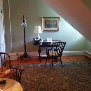 Beverley Place - Bed & Breakfast Near Me - Toronto, Ontario Beverley Place - Bed & Breakfast Near Me - Toronto, Ontario