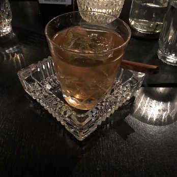 The Roosevelt Room - Cigar Box - Cocktail Bars Near Me - Austin, Texas