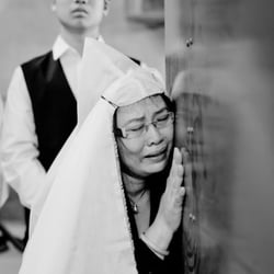 Price-Helton Funeral Home - Gi Oanh weeping near the crematory before she pressed the button to start the fire. Chills seeing Grandma's reflection...