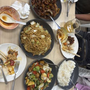 Chopsticks - Pork Bulgogi, Chow mein, Stir fried veggies - Asian Fusion Near Me - Coeur d'Alene, Idaho Chopsticks - Pork Bulgogi, Chow mein, Stir fried veggies - Asian Fusion Near Me - Coeur d'Alene, Idaho