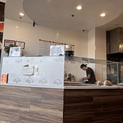 Poki Cafe  - Poke station