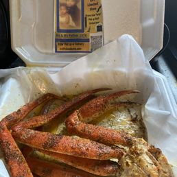 A side of delicious crab legs!! A side of delicious crab legs!!