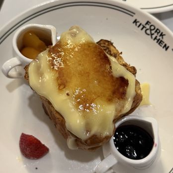 Fork & Kitchen - Creme brûlée French toast half/half - Breakfast & Brunch Near Me - Rockville, Maryland
