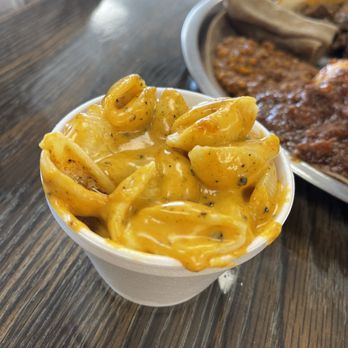 Smoke'N Ash BBQ - Berbere Mac and cheese - Barbeque Near Me - Arlington, Texas