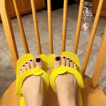 Pampered Nails Spa - regular pedicure - Nail Salons Near Me - Frankfort, Illinois