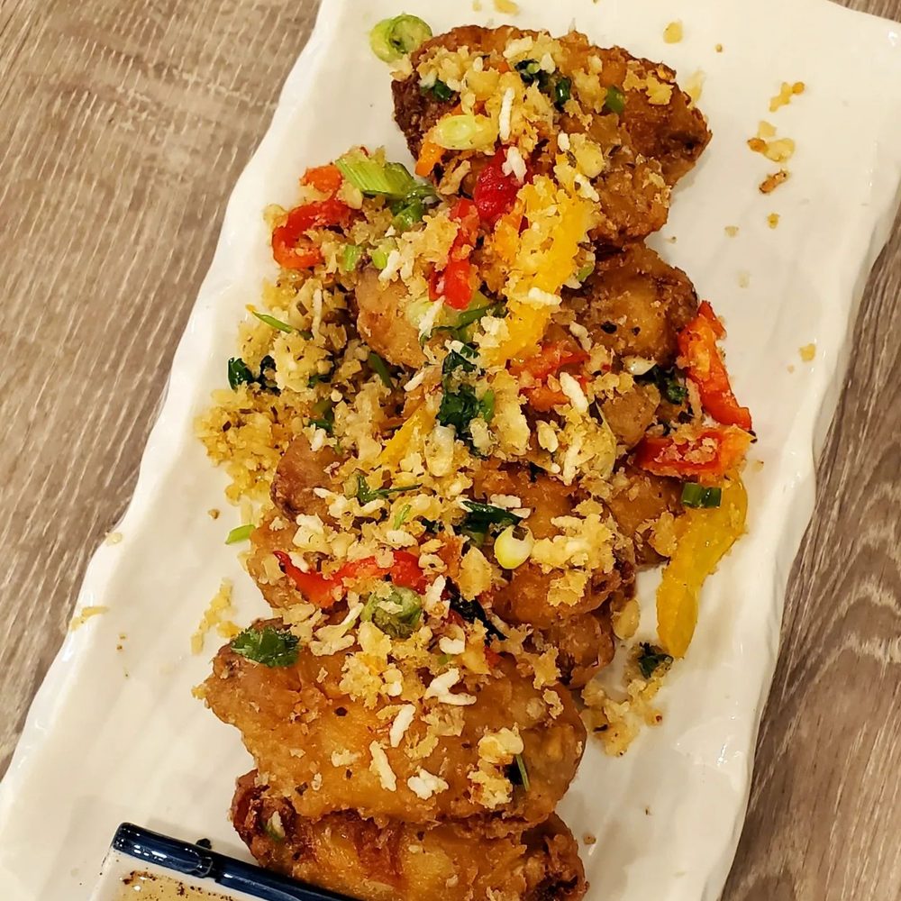 Hai Chi Em Modern Vietnamese Restaurant - ried chicken and rice - Vietnamese Near Me - Vancouver, British Columbia Hai Chi Em Modern Vietnamese Restaurant - ried chicken and rice - Vietnamese Near Me - Vancouver, British Columbia