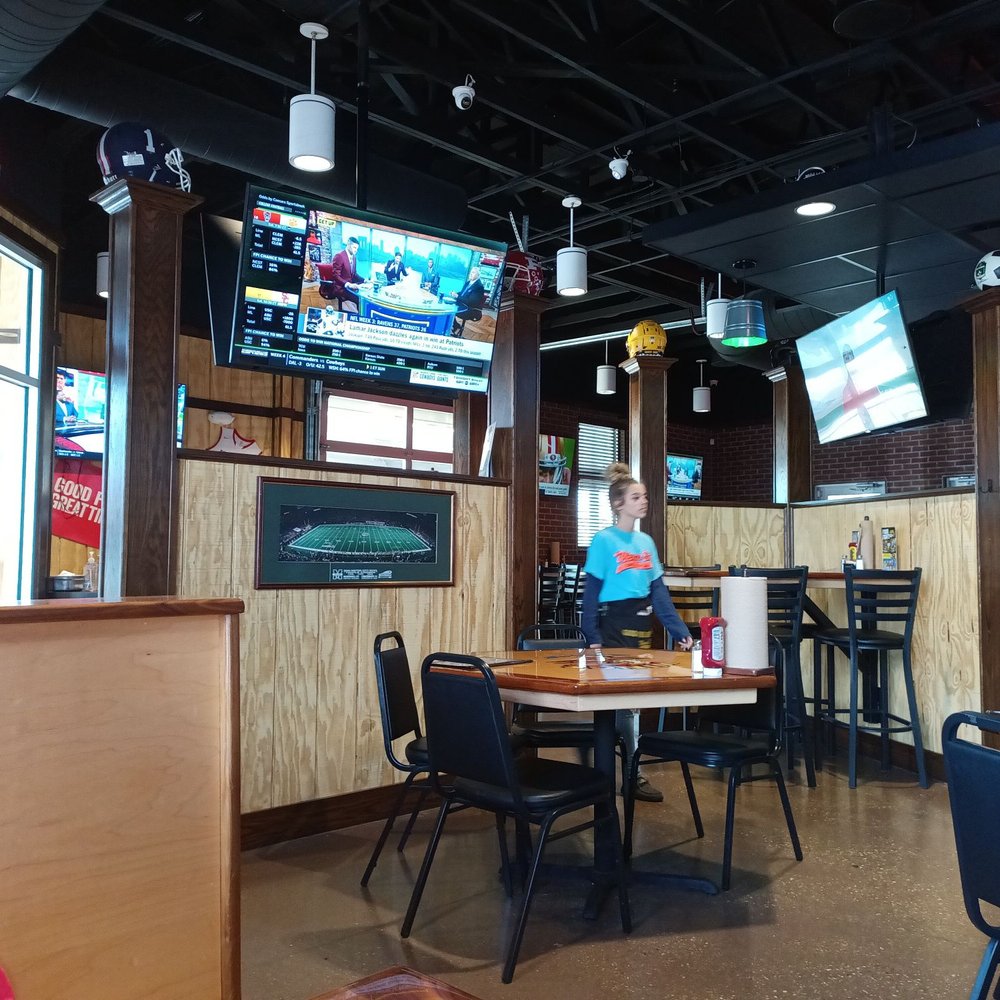 Wings Etc Grill & Pub - Chicken Wings Near Me - Vienna, West Virginia Wings Etc Grill & Pub - Chicken Wings Near Me - Vienna, West Virginia