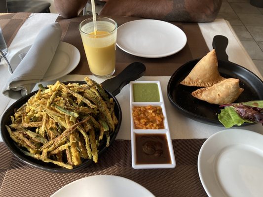 Curry & Hurry by null