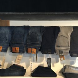 Alissa Ryan Boutique