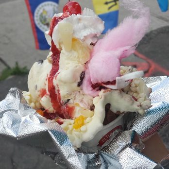 Dutch Dreams - Dipped homemade waffle cones - 2 scoops (NY cherry cheesecake, Rum & raisin) - Ice Cream & Frozen Yogurt Near Me - Toronto, Ontario Dutch Dreams - Dipped homemade waffle cones - 2 scoops (NY cherry cheesecake, Rum & raisin) - Ice Cream & Frozen Yogurt Near Me - Toronto, Ontario