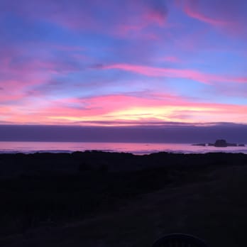 Windermere On The Beach - Ocean Sunset out our back patio! Thx W. A. T. B. What a week! - Hotels Near Me - Bandon, Oregon