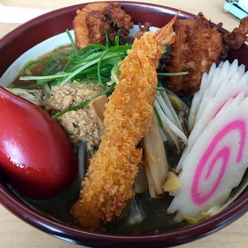 Ramen Misoya - Kara-age ramen with fish cake topping - Ramen Near Me - Mount Prospect, Illinois