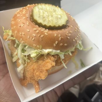 Mary Brown’s Chicken & Taters - Famous chicken sandwich - Fast Food Near Me - Ottawa, Ontario Mary Brown’s Chicken & Taters - Famous chicken sandwich - Fast Food Near Me - Ottawa, Ontario