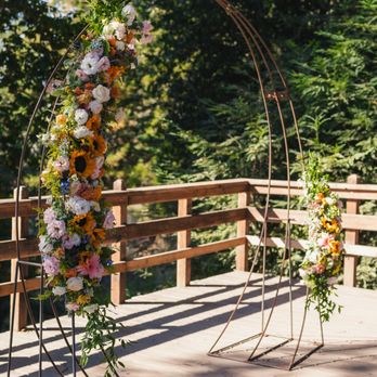 Sweeley's Design Shop - Florists Near Me Sweeley's Design Shop - Florists Near Me
