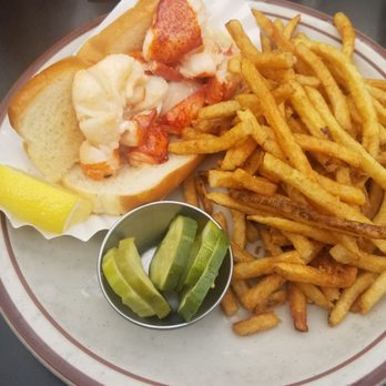 Steuben's Uptown - Connecticut Lobster Roll - Diners Near Me - Denver, Colorado