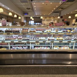 Lazar Famous Deli & Bakery - Pastry wonderland