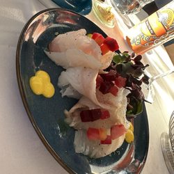 Lofoten Fiskerestaurant - Halibut carpaccio
