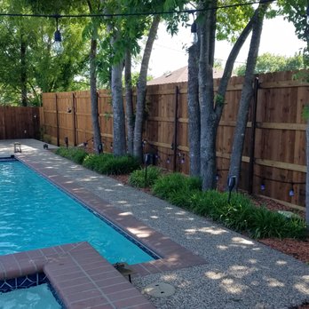 Alamo Fence Company - Final Pre-soaked Cedarwood side and rear fence! - Fences & Gates Near Me - Mansfield, Texas Alamo Fence Company - Final Pre-soaked Cedarwood side and rear fence! - Fences & Gates Near Me - Mansfield, Texas