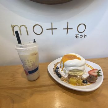 Motto Tea Cafe - Brulee Taro Latte + Mango Sunshine Souffl Pancake - Bubble Tea Near Me - San Gabriel, California