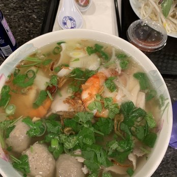 Pho Kim Long - Number 20! Rice noodle chicken pho with various items - Vietnamese Near Me - San Jose, California