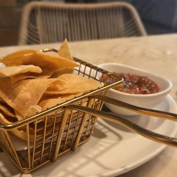 Tocaya Modern Mexican - Chips and salsa - Mexican Near Me - Los Angeles, California Tocaya Modern Mexican - Chips and salsa - Mexican Near Me - Los Angeles, California