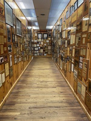 Wall Drug Store by null