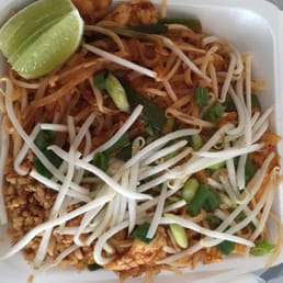 Chicken Pad Thai