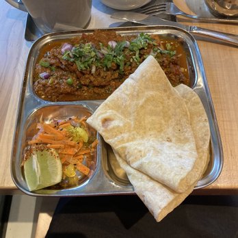 Da Gama - Kheema Lamb and Roti - Indian Near Me - Houston, Texas