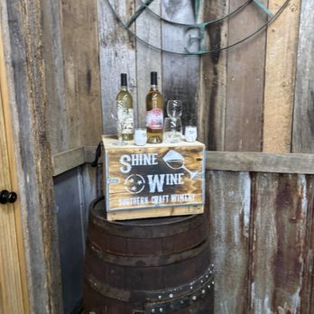 Tennessee Shine - Distilleries Near Me - Pigeon Forge, Tennessee