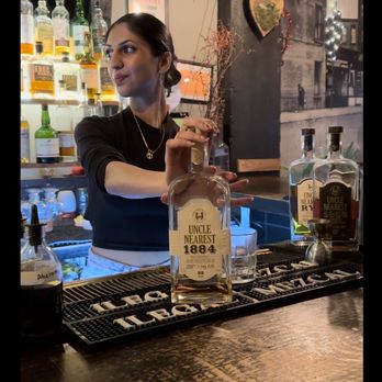 Cocktail Bedstuy - Serving the best, Uncle Nearest. By the Best, Diva. - Cocktail Bars Near Me - Brooklyn, New York Cocktail Bedstuy - Serving the best, Uncle Nearest. By the Best, Diva. - Cocktail Bars Near Me - Brooklyn, New York