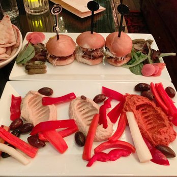 Barbarossa Lounge - Sliders and hummus plate - New American Near Me - San Francisco, California Barbarossa Lounge - Sliders and hummus plate - New American Near Me - San Francisco, California