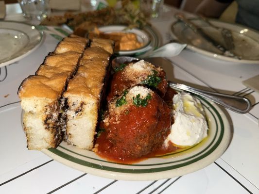 Jon & Vinny's Fairfax by null