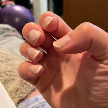 Nails 4U - Nail Salons Near Me - Antioch, Illinois