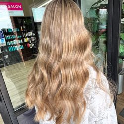 Salon Pearl Montgomery