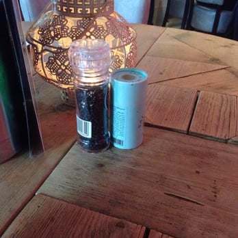 D' Overkant - Pubs Near Me - Amsterdam, New Hampshire