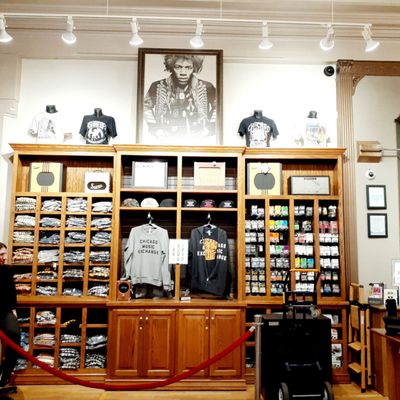 Chicago Music Exchange by null