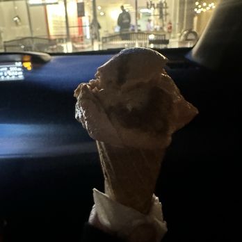 Gelati Celesti - Pumpkin Gingersnap Ice Cream on a Sugar Cone - Ice Cream & Frozen Yogurt Near Me - Virginia Beach, Virginia Gelati Celesti - Pumpkin Gingersnap Ice Cream on a Sugar Cone - Ice Cream & Frozen Yogurt Near Me - Virginia Beach, Virginia