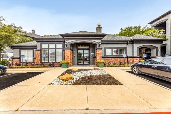 Alexis at Town East Apartment Homes