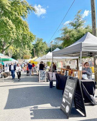 Palisades Farmers Market by null