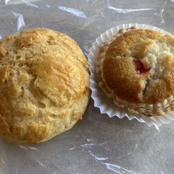 A-1 Cafe & Bakery - Custard Bun and Coconut Tart - Bakeries Near Me - San Francisco, California
