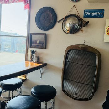Your Mom's Haus - Inside - Pubs Near Me - El Granada, California Your Mom's Haus - Inside - Pubs Near Me - El Granada, California